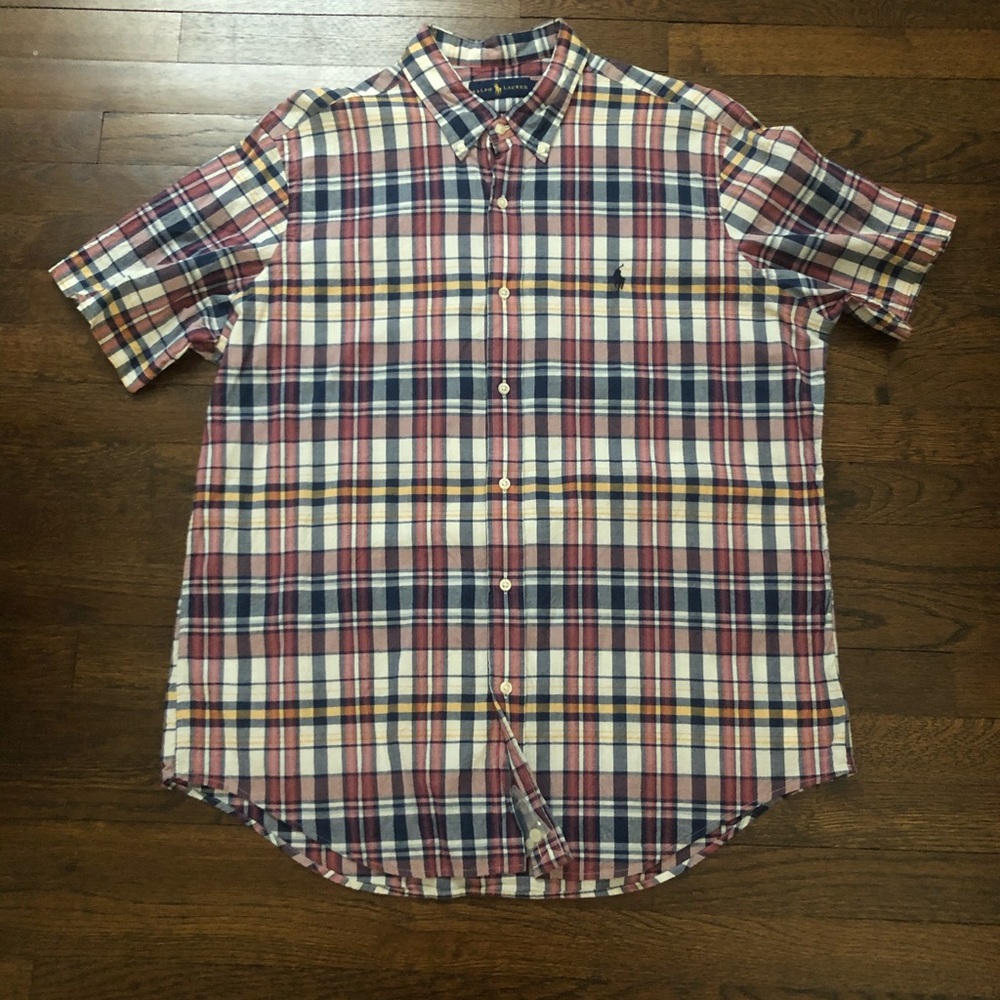 Short sleeve polo shirt